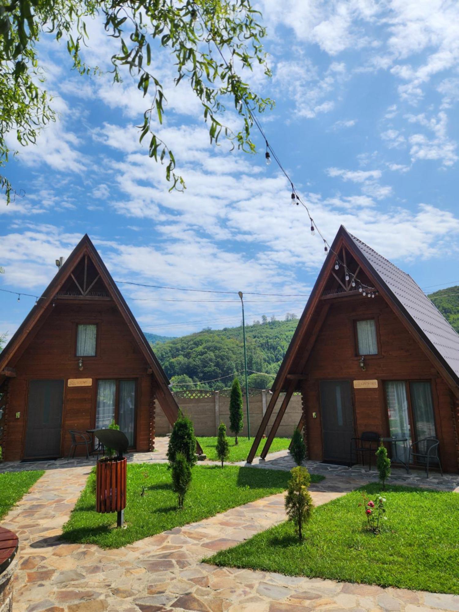 Dofteana Green Property מראה חיצוני תמונה
