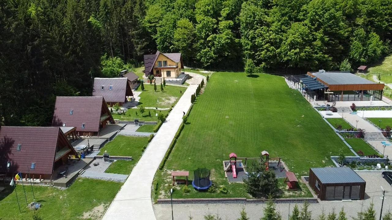 Dofteana Green Property מראה חיצוני תמונה