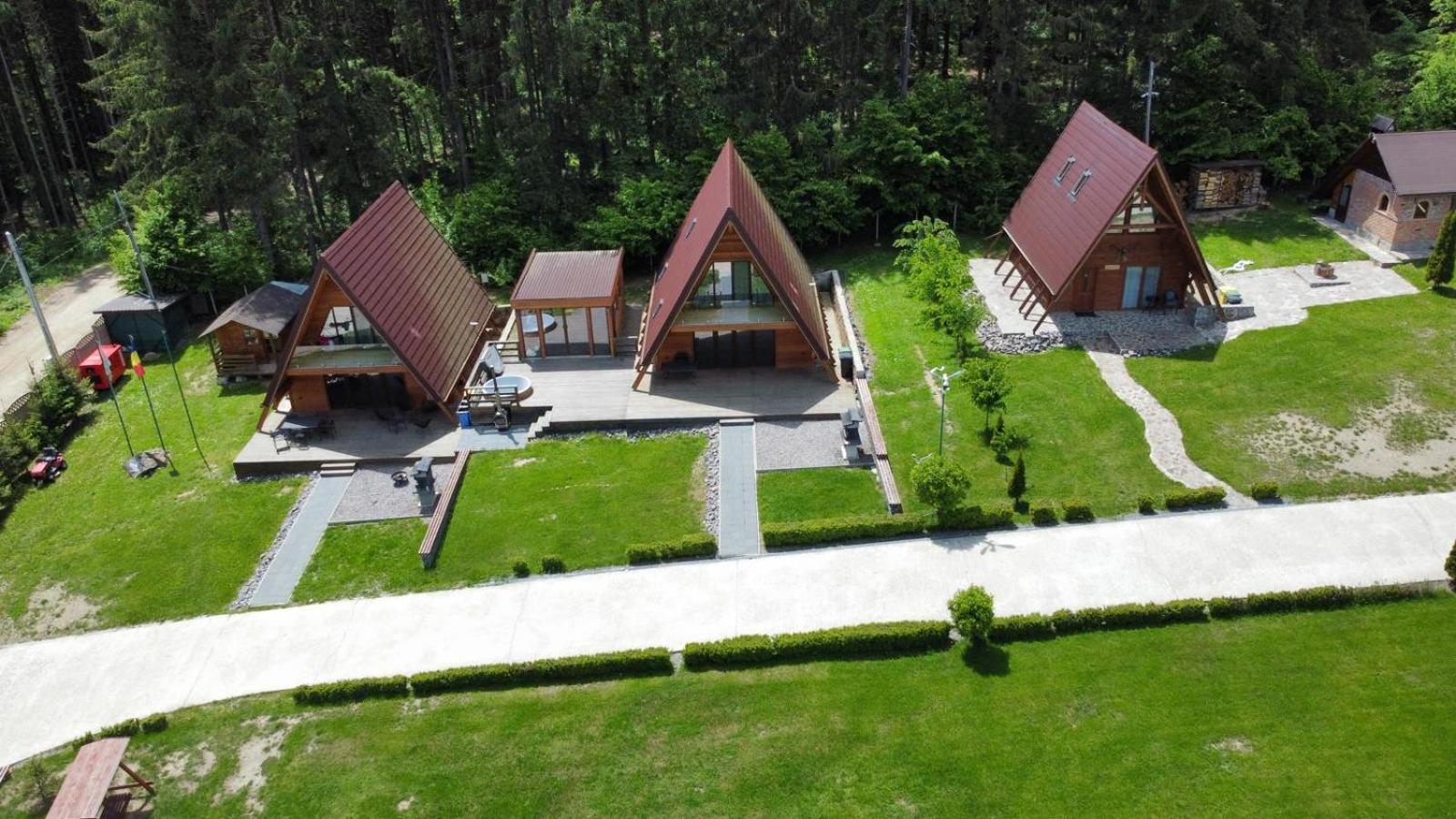Dofteana Green Property מראה חיצוני תמונה
