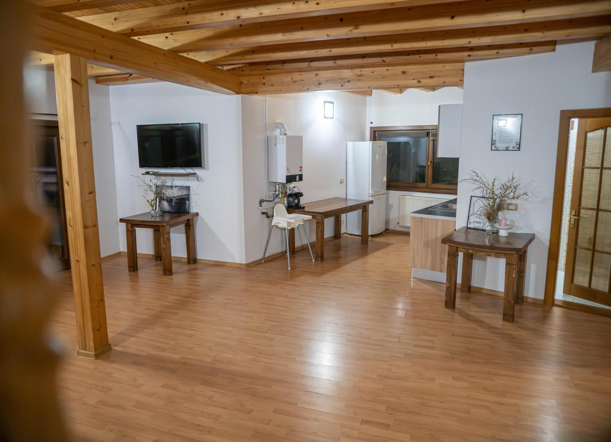 Dofteana Green Property מראה חיצוני תמונה